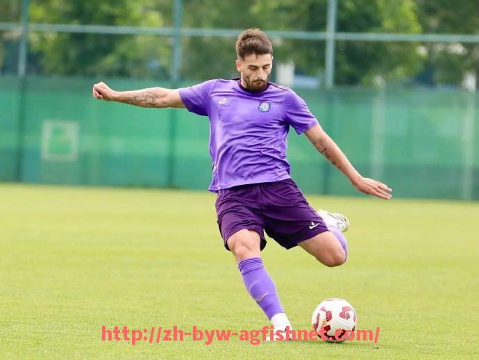 AG捕鱼王官网-世俱杯比赛中传球路径平均长度对比分析：短传控制还是长传反击？